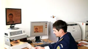 Controale în toată ţara pentru depistarea imigranţilor ilegali. Câte persoane au fost expulzate şi câte urmează să părăsească România