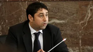 Ministrul Internelor a cerut înăsprirea regimului armelor neletale