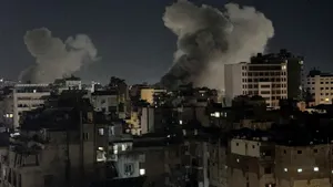 Beirut, bombardat de Israel după atacul Hezbollah asupra unei baze militare din Haifa