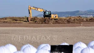 Aproape 25 de milioane de euro cheltuiţi în 10 ani pentru aeroportul Ghimbav, care are doar o pistă