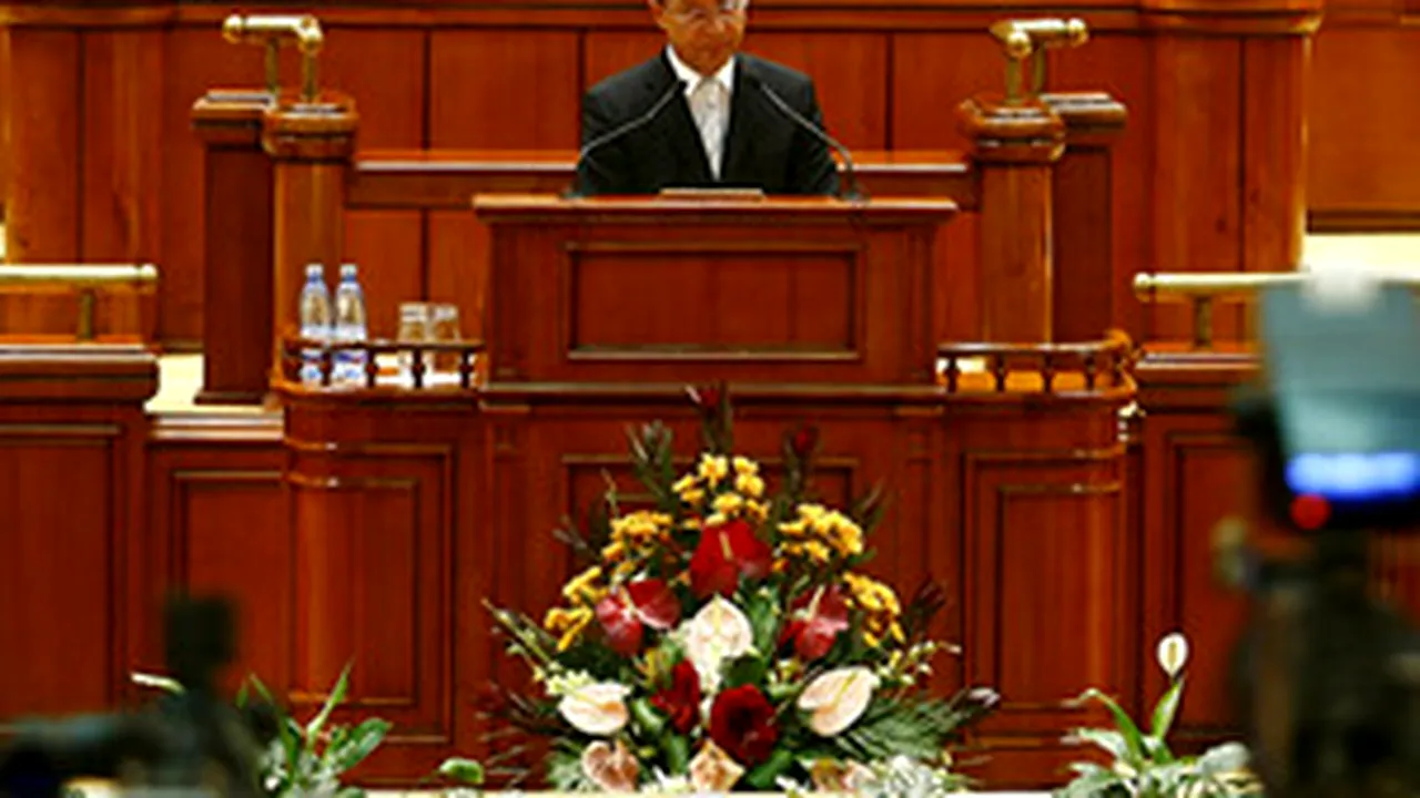 Romanian President Expected To Address Parliament Mo Afternoon