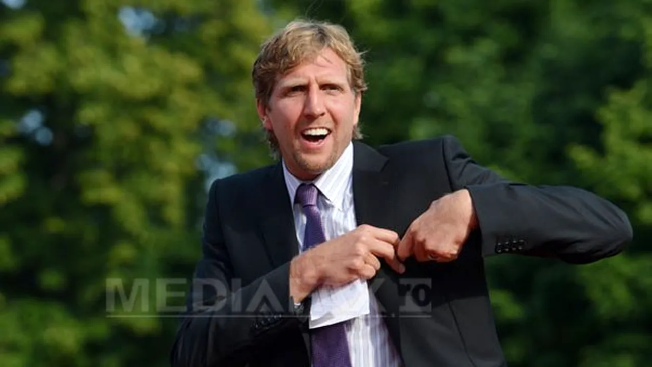 Baschetbalistul german Dirk Nowitzki şi-a sărbătorit aniversarea împreună cu Barack Obama şi Angela Merkel