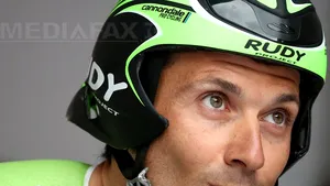 Rutierul italian Ivan Basso are cancer la testicule şi s-a retras din Turul Franţei