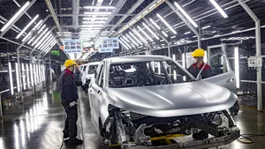 Uniunea Europeană şi China sunt de acord să poarte discuţii privind tarifele pentru vehiculele electrice