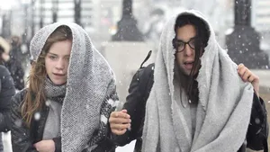 E aproape luna mai, dar NINGE la Londra. Căderi masive de zăpadă în Marea Britanie - GALERIE FOTO, VIDEO
