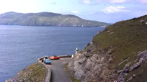 O insulă pustie caută doi îngrijitori pentru cafenea: salariu, masă și cazare incluse