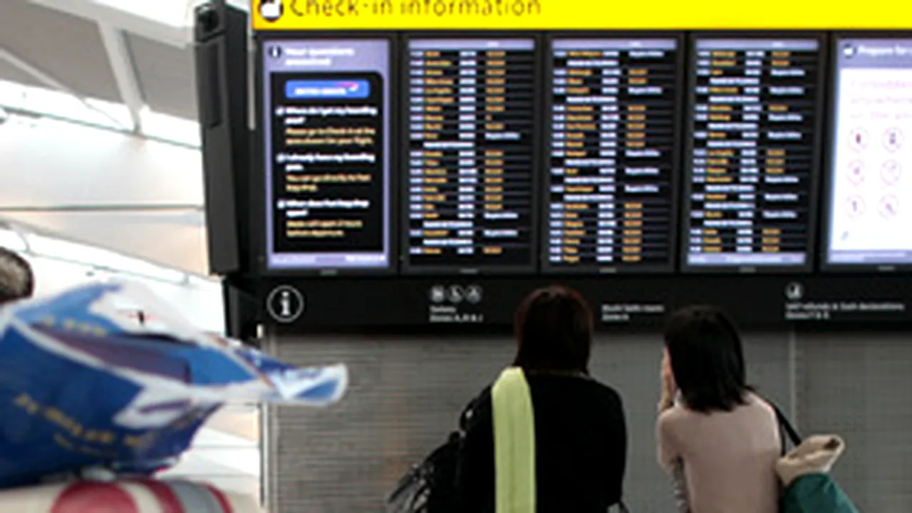 BA a anulat peste 100 de zboruri la Heathrow