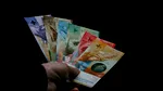 Elveția a redus dobânda la zero, în timp ce restul lumii se luptă cu inflația