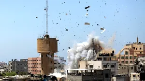 Israelul a atacat o unitate de informaţii a Hamas şi casele unor lideri islamişti 
