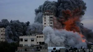 COMENTARIU Lelia MUNTEANU - Războiul Hamas-Israel. Înecarea peştelui

