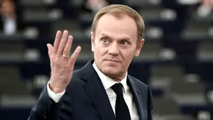 Donald Tusk a convocat un summit extraordinar al UE, joi, pe tema imigraţiei