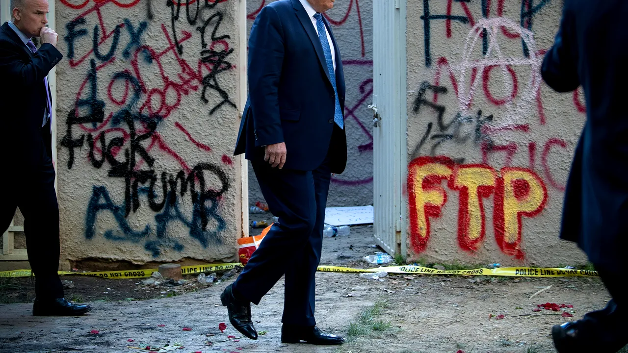 Trump justifică mutarea într-un buncăr, afirmând că a fost o 