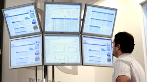 BVB: Scădere de 16% a tranzacţiilor cu acţiuni pe fondul scandalului privind Pilonul II de pensii, săptămâna trecută