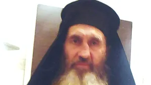 GALERIE FOTO Un bărbat s-ar fi dat drept preot, după care ar fi cerut oamenilor bani pentru slujbe de ,,îmbogăţire