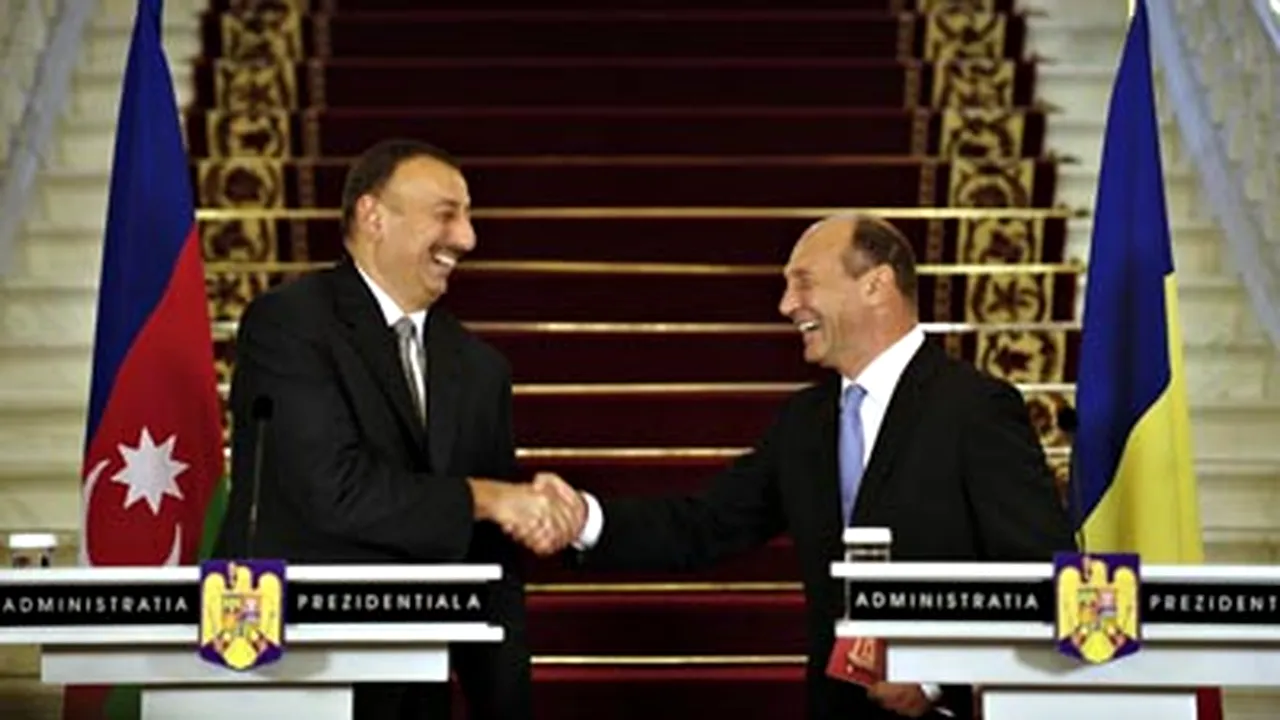 Băsescu anunţă semnarea unui parteneriat strategic cu Azerbaidjan