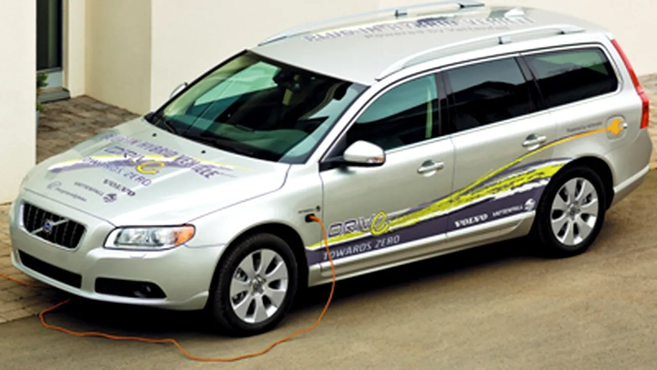 Primul automobil hibrid Volvo va fi lansat în 2012