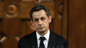 Nicolas Sarkozy, ARESTAT preventiv. Este o măsură fără precedent împotriva unui fost şef al statului francez