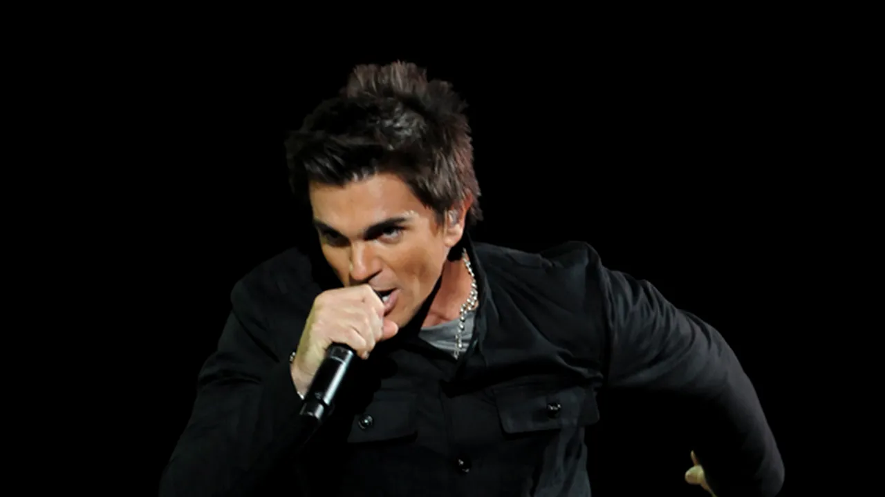 Juanes încinge spiritele pe Twitter după o glumă despre Hugo Chavez