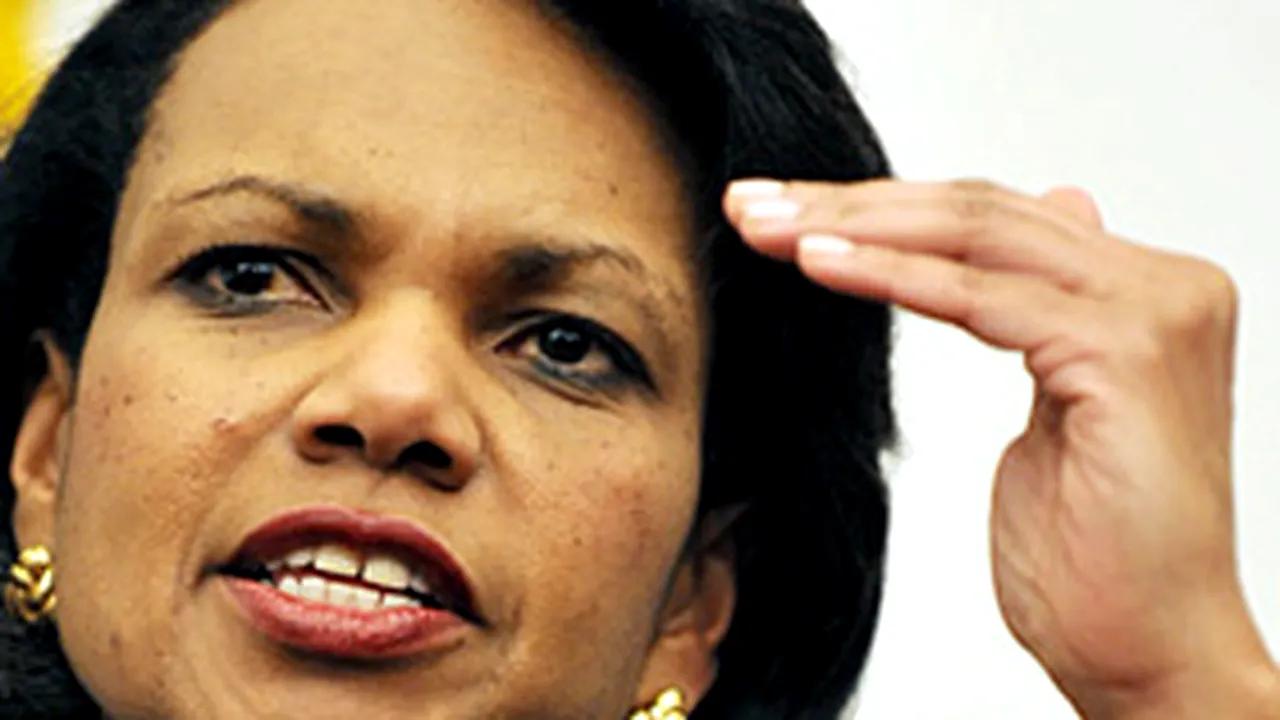 Rice: Aderarea la NATO soluţionează vechi dispute, precum cele dintre România şi Ungaria
