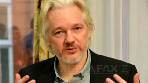 Fondatorul WikiLeaks vrea să se predea: 