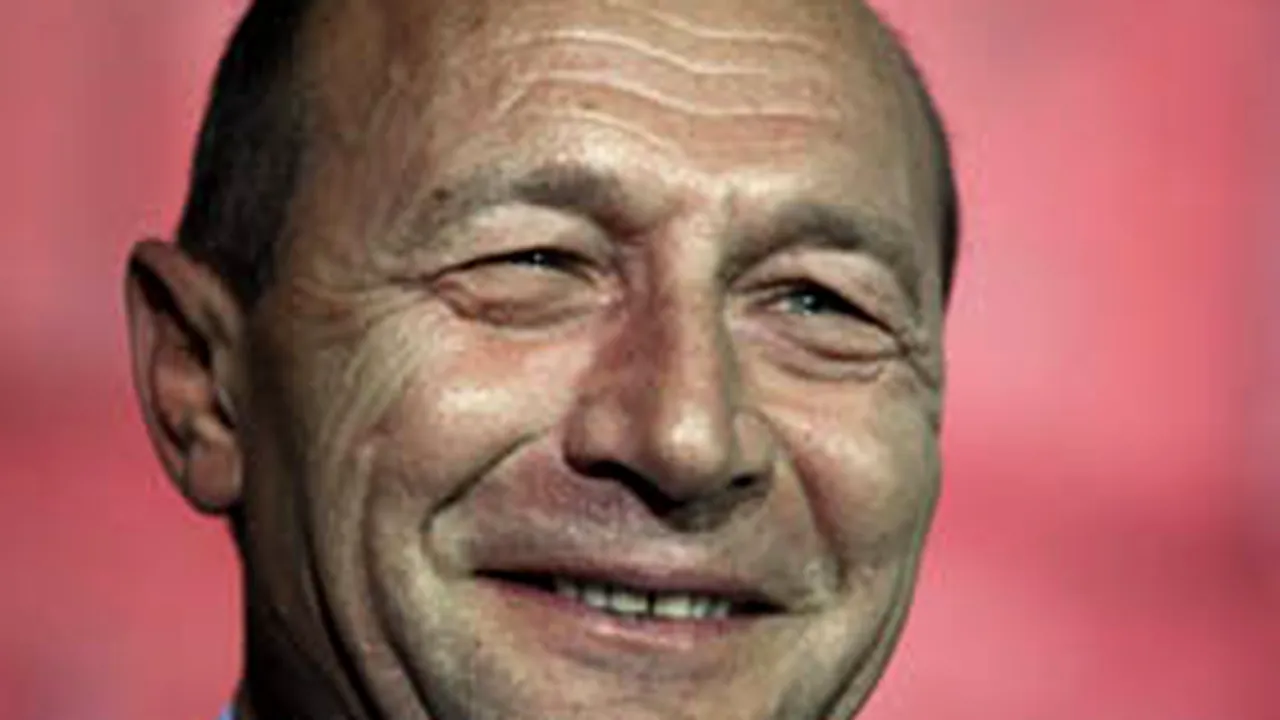 Băsescu la PSD: În '90 aici li se mulţumea minerilor, acum vorbim de euroalegeri