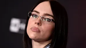 Billie Eilish numește ICE „organizație teroristă”, iar guvernul SUA ripostează