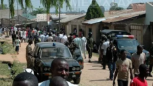 Un bărbat a fost ars de viu de creştini în Nigeria, după un atentat împotriva unei biserici