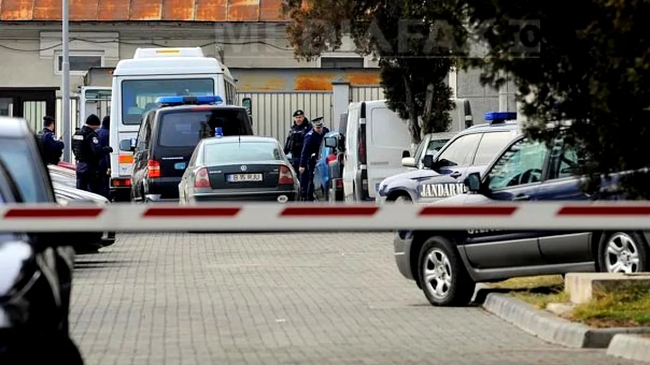 DNA: 32 de poliţişti arestaţi în dosarul Albiţa, pentru cei opt lăsaţi liberi se va face recurs