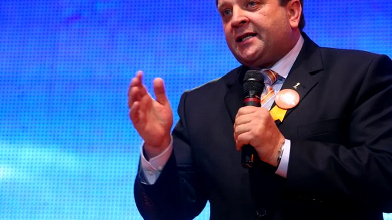 Flutur: Orice zi de mitinguri cu violenţă înseamnă un mare investitor în minus pentru România