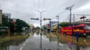 Taiwanul a început evacuările înainte de aterizarea taifunului Bavi, cel mai puternic care amenință insula din 1995