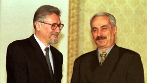 Miercuri, 15 aprilie 1998 / 14:54:00 - Un nou guvern, condus de Radu Vasile, a primit votul de încredere al Parlamentului