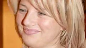 Ioana Băsescu îşi deschide cabinetul notarial de la Păuneşti