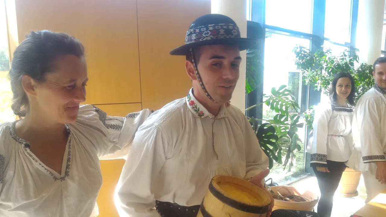 Două produse româneşti străvechi, în procedură de atestare. Brânza provine de la vite care pasc la o altitudine de 1800 metri, iar 