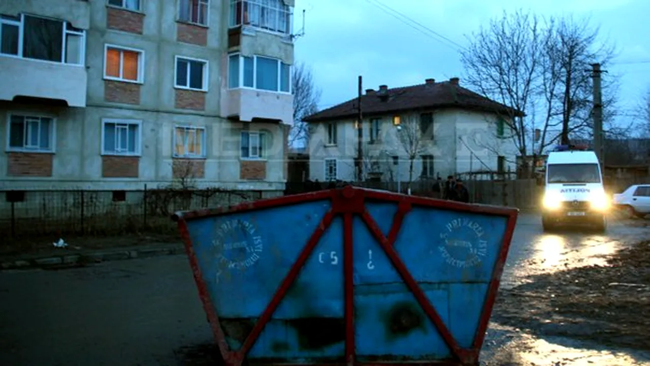 Bebeluş născut viu, aruncat la o ladă de gunoi din Slatina