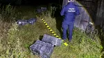 Traficanții de țigări, urmăriți ca-n filme la frontieră. S-au tras focuri de avertisment