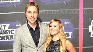 Kristen Bell şi Dax Shepard - cei mai sexy vegetarieni din lume