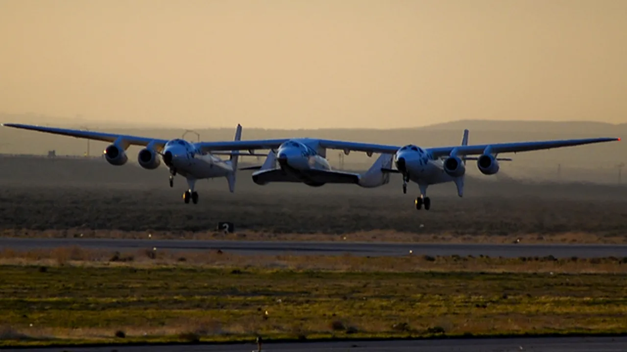 Prima navetă spaţială produsă de Virgin Galactic, testată cu succes