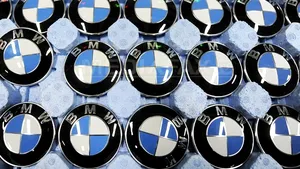 BMW a recâştigat de la Audi poziţia de cel mai mare furnizor de maşini de lux