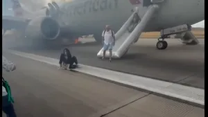 Un avion a luat foc la Denver înainte de decolare. Toți pasagerii au fost evacuați