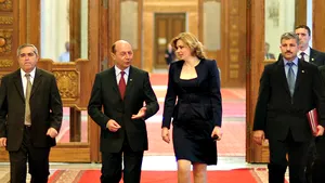 Băsescu a cerut demnitarilor PDL să renunţe la afaceri