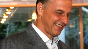 Geoană: Nu-l subestimaţi pe Vanghelie!