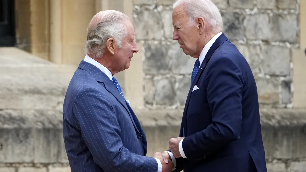 Joe Biden şi regele Charles îndeamnă companiile să ajute naţiunile afectate de efectele schimbărilor climatice