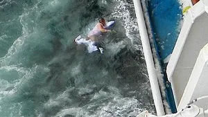 Septuagenară britanică, scăpată în Oceanul Arctic de echipajul de paramedici care venise s-o ajute