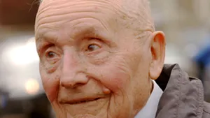 Julien Gracq a încetat din viaţă sâmbătă, la vârsta de 97 de ani