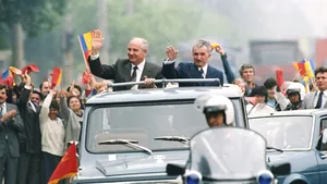 ANAF reia licitaţia de vânzare a maşinii ARO cu care Ceauşescu l-a plimbat pe Gorbaciov. Preţul, mai mic cu peste 30.000 de lei