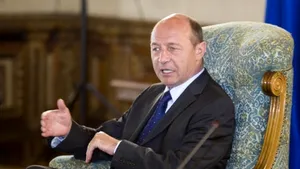 Băsescu: Voi semna decretul de organizare a referendumului cu sau fără aviz de la Parlament