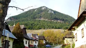 Un sat din Slovacia s-a săturat de statutul de patrimoniu UNESCO