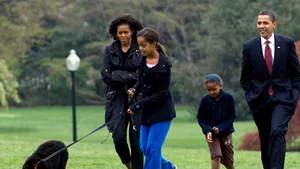 Câinele familiei Obama va deveni erou de roman - VIDEO