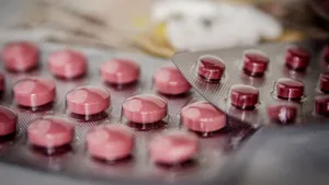 O asistentă medicală a furat medicamente oncologice pentru uz personal. Ce pedeapsa a primit