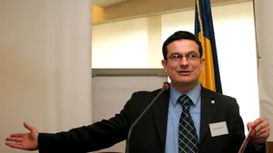 Preşedintele CNCD: E nevoie de o reglementare a articolelor discriminatorii de pe Internet